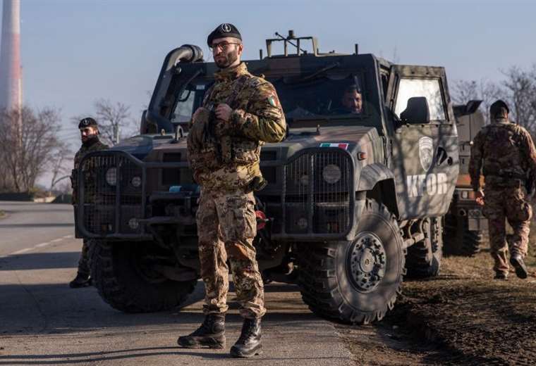 3 claves para entender por qué Serbia puso en alerta sus tropas en medio de las renovadas tensiones con Kosovo