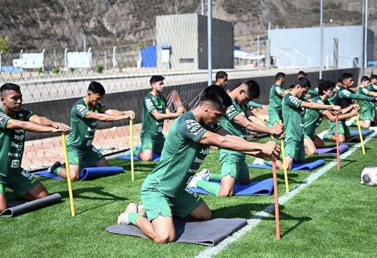 La selección boliviana sub-23 llega a Argentina para duelo amistoso