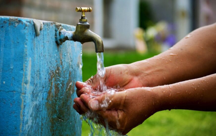 “FPS y Gobierno Municipal entregan proyecto de agua potable en Paicho, Tarija”