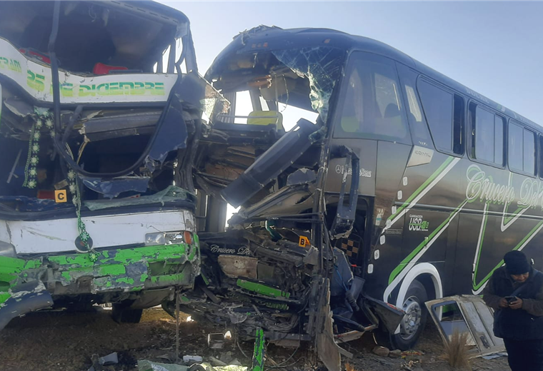 Choque de tres vehículos en la Panamericana deja 12 heridos