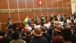 “Transporte se mantiene bloqueado en Chapare; Montaño invoca al diálogo”