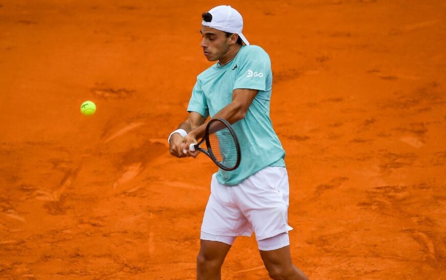 Francisco Cerundolo sorprende y avanza a cuartos de final en el Masters 1000 de Madrid