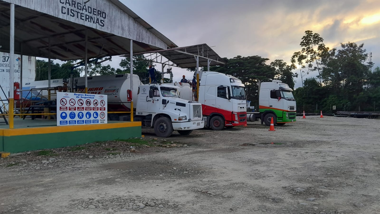 YPFB programa entrega de combustibles en el trópico cochabambino