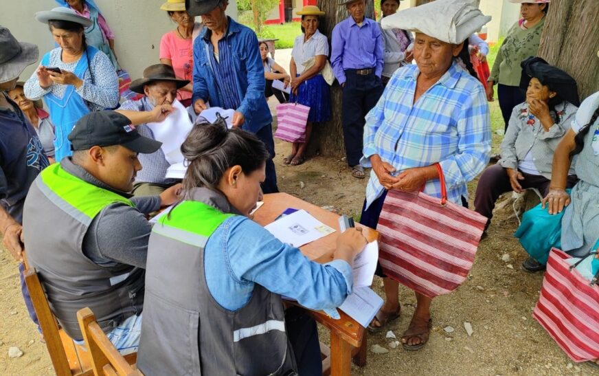 Asambleístas consultan a beneficiarios de programas sociales pedido de anular leyes