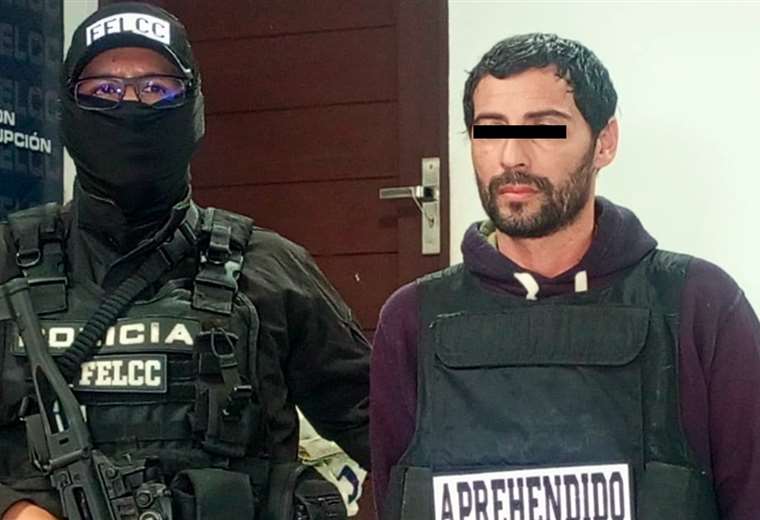Detienen a argentino por estafar a compatriotas ofreciendo trabajo en equipo de fútbol en Bolivia