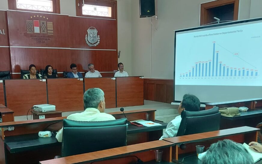 Alcalde de Tarija Denuncia Centralismo en Presupuesto 2025: Solo el 11% para Municipalidades y Gobernaciones