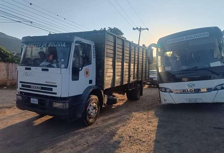 Valles Cruceños se Mobilizan: Caravana Contra Bloqueos en Mairana Tras Ocho Días de Crisis