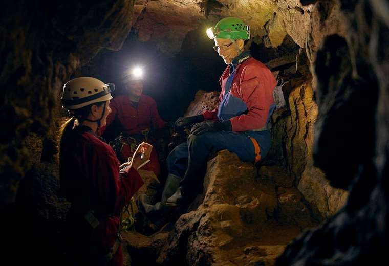 Descubriendo los Secretos de las Cuevas: Un Viaje a los Tesoros Ocultos de la Tierra