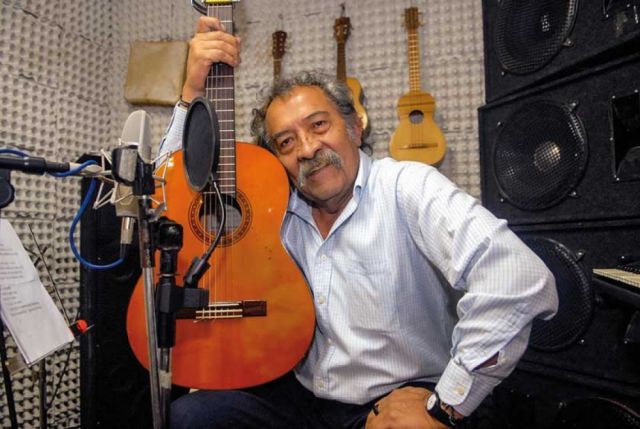 Solidaridad Musical: Luis Rico y Artistas Bolivianos Apoyan a Yalo Cuéllar Tras Accidente