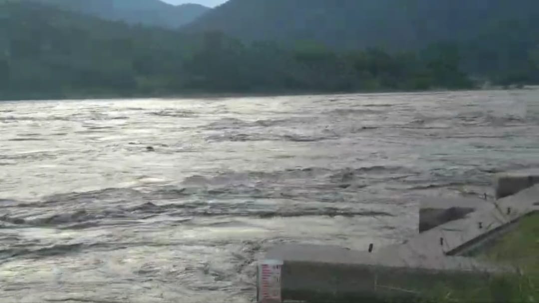 Comunidades Weenhayek en Alerta por Aumento del Caudal del Río Pilcomayo tras Intensas Lluvias