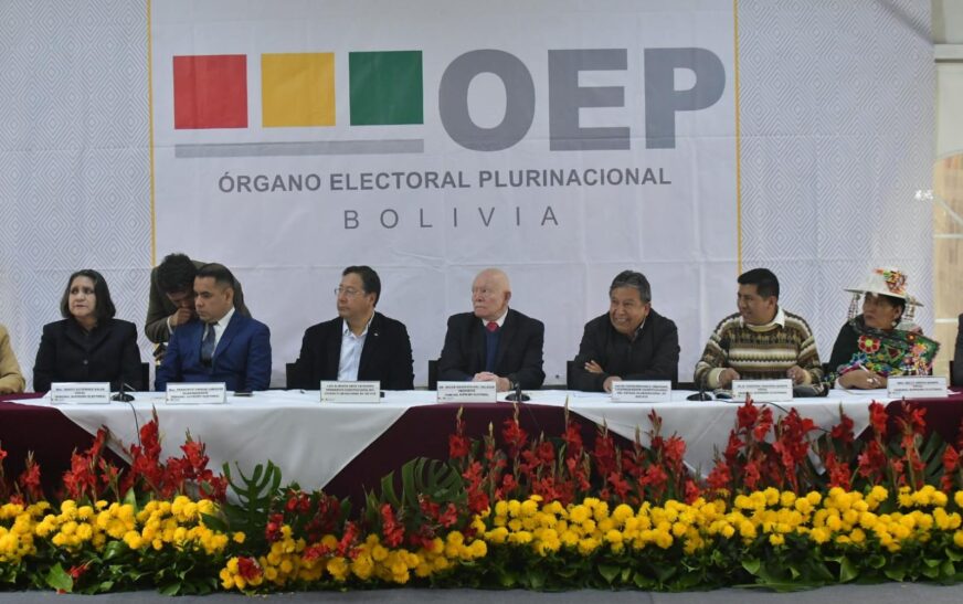 Fortalecen la Democracia en Bolivia: Tercer Encuentro Multipartidario Aborda Claves para las Elecciones 2025