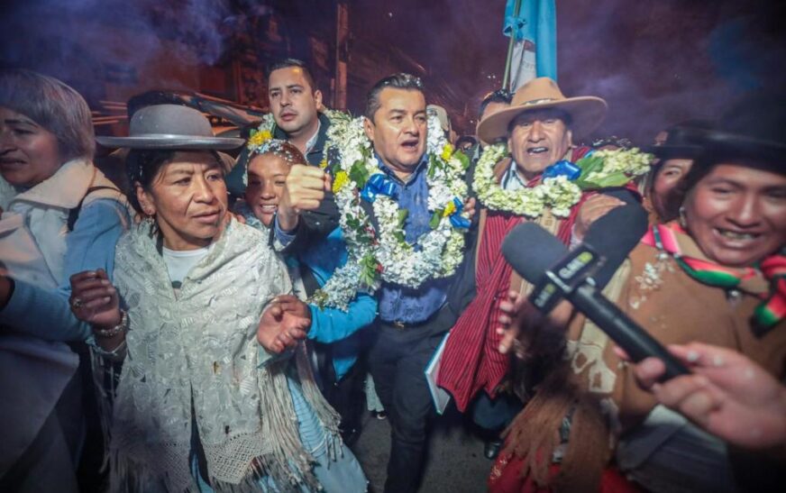 Listas legislativas de UCS: Allegados a Jhonny Fernández postulan en Santa Cruz