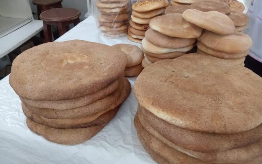 Tarija: Vecinos organizan producción de pan a Bs 1 por paro y desabastecimiento