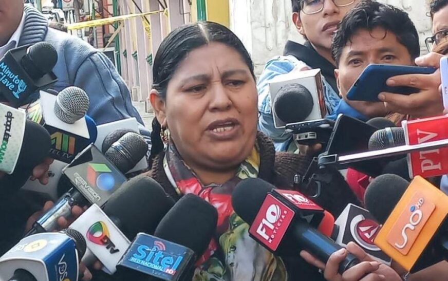Dirigente MAS Angélica Ponce critica a Arce por Del Castillo y su postulación al Senado