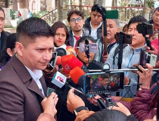 Súmate inicia campaña en Tarija con Medrano: Foco en economía y corrupción