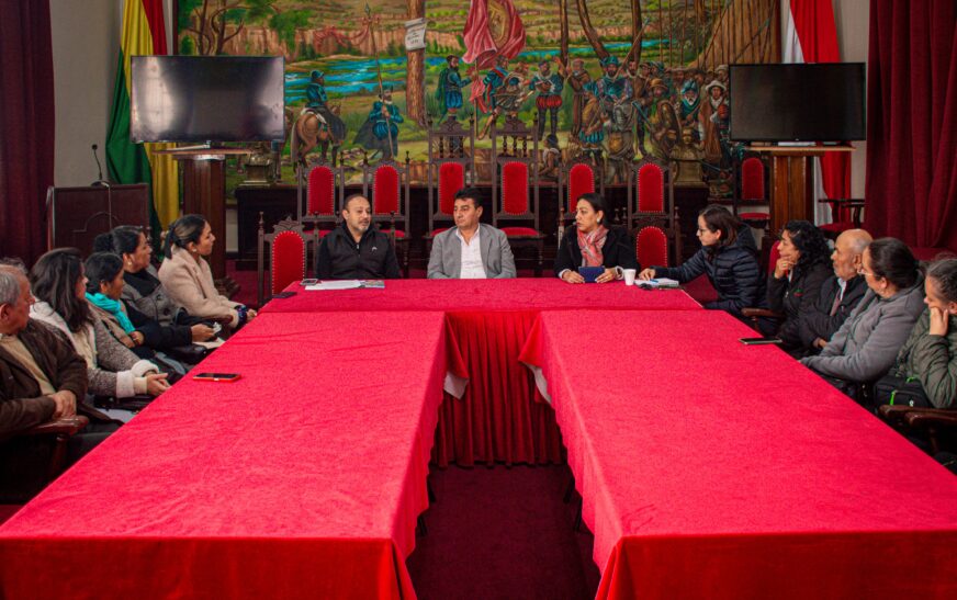 Tarija gestiona con Salta (Argentina) fin de alerta migratoria por turismo