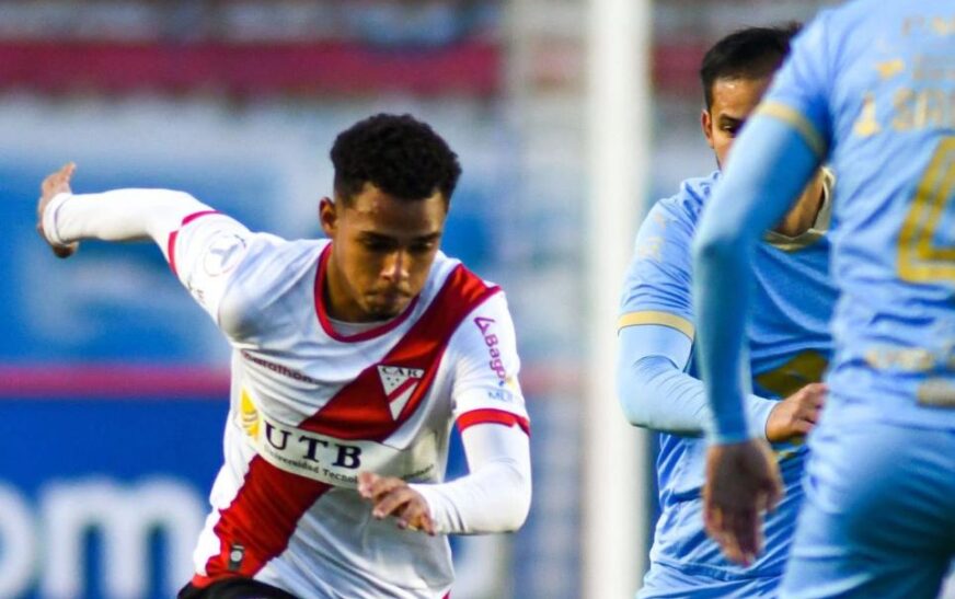 Always Ready continúa líder invicto en la División Profesional