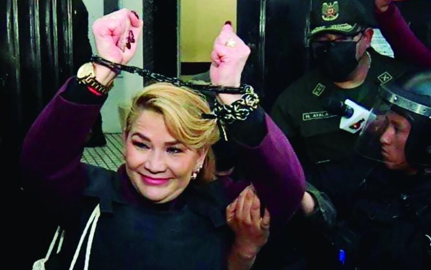 Áñez denuncia violación de derechos y detención de vocal en presunto esquema de manipulación judicial