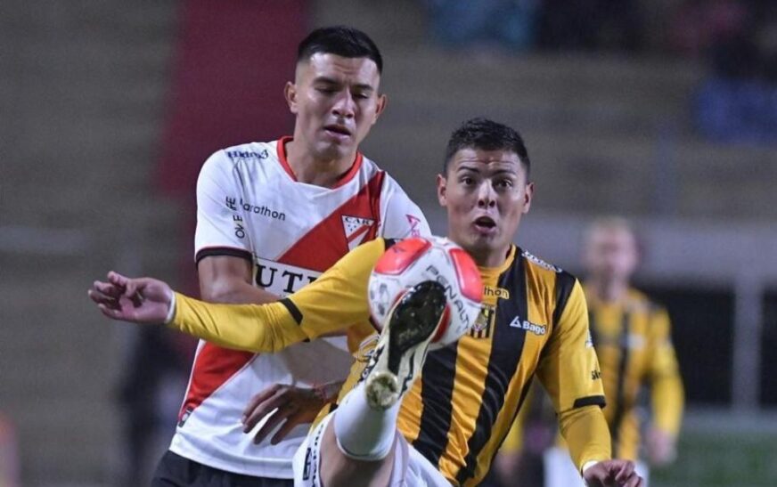 Always Ready y The Strongest se enfrentan con equipos alternativos en Villa Ingenio por la Copa de la División Profesional