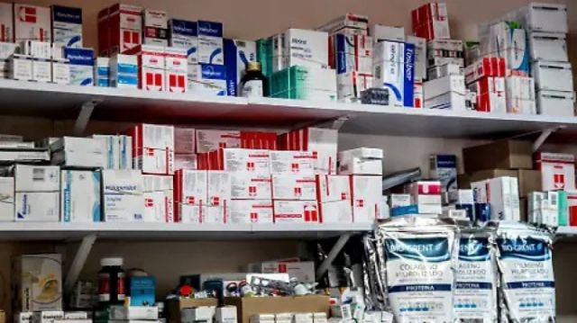 Bolivia al borde de crisis por escasez de medicamentos ante alza de precios y falta de divisas