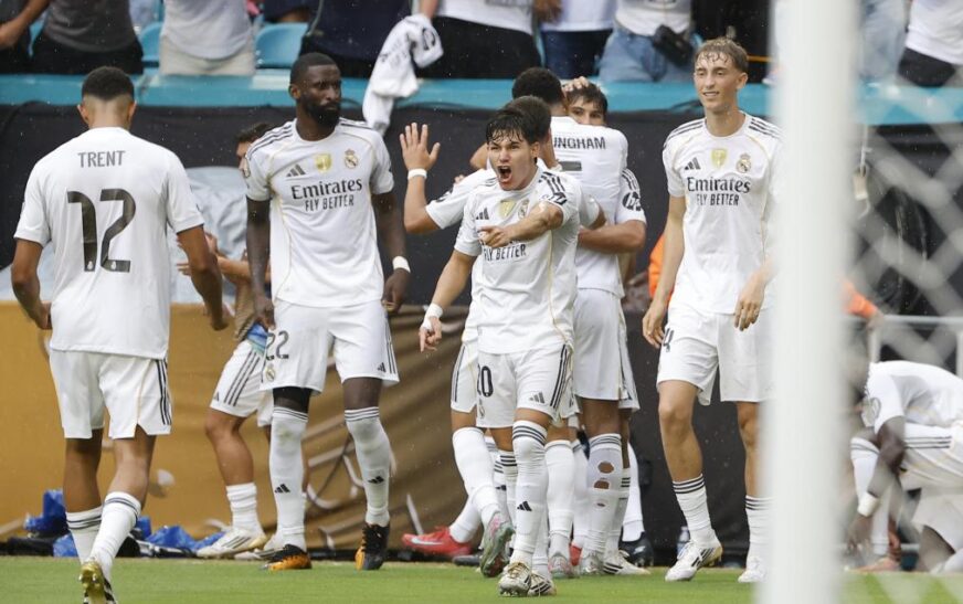 Real Madrid avanza en el Mundial de Clubes con gol de García y regreso de Mbappé