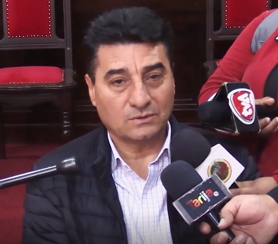 Alcalde de Tarija enfrentará juicio por sedición tras protestas contra Ley 1386