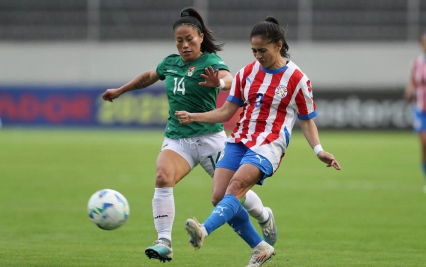 Bolivia cae goleada ante Paraguay en su debut en la Copa América Femenina
