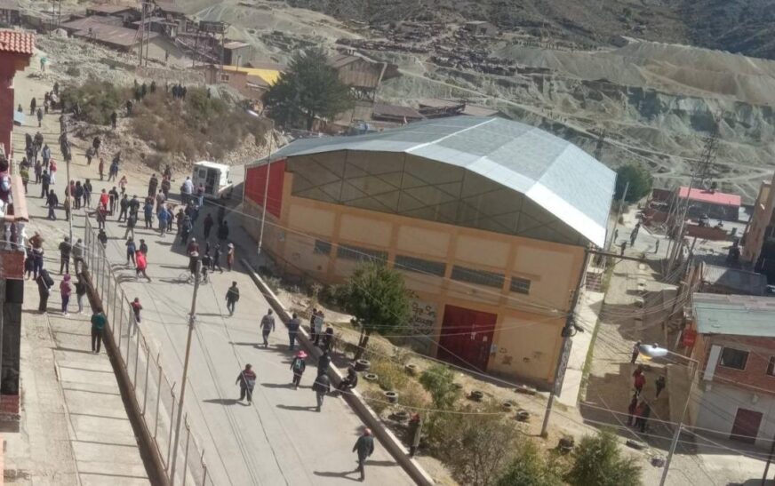 Informe de Defensoría: Ocho muertos y 201 aprehendidos en protestas de junio en Bolivia