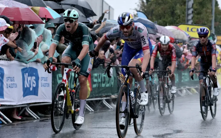 Milan se impone en la etapa 17 del Tour de Francia marcada por el mal tiempo y las caídas