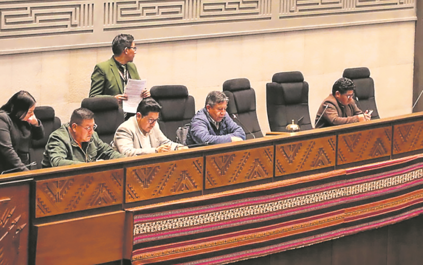 Choquehuanca convoca a reinstalar sesión de Asamblea sin acuerdo en la agenda