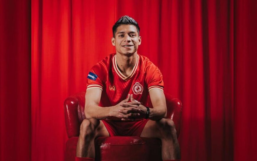 Makerlo Téllez se une al fútbol internacional como nuevo legionario