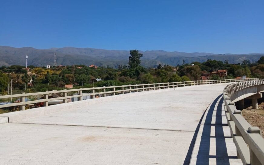 Puente alterno a Tomatitas abre sus puertas como vía de desahogo vial a pesar de retrasos en su entrega final