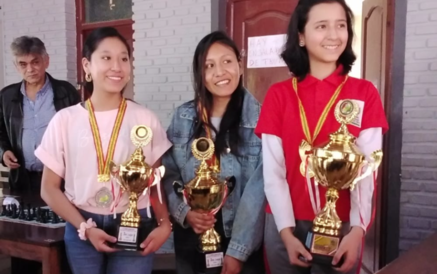 Titichoca y Kilibarda Triunfan en el Grand Prix Nacional de Ajedrez