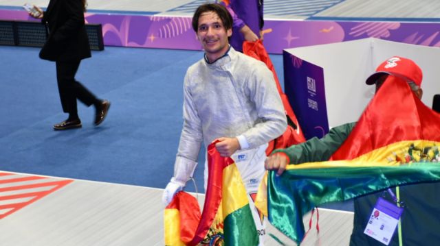 Esteban Mayer Rey de la Esgrima Panamericana Conquista Oro Histórico en Juegos Junior