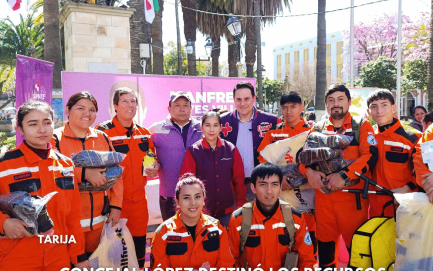 Concejal López beneficia a Bomberos y damnificados por incendio en Sama con fondos de cierre de campaña