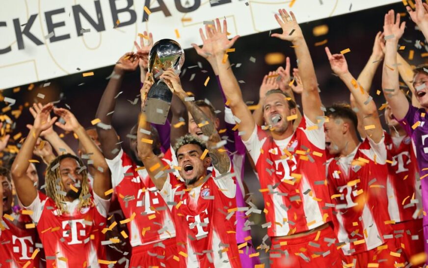 Bayern Múnich Campeón Supercopa Franz Beckenbauer Victoria Contundente