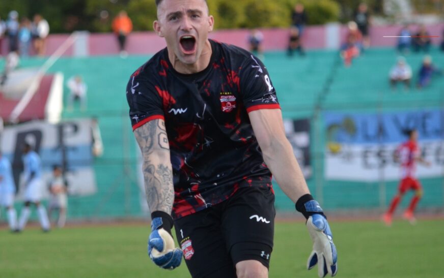 Municipal Separa a Ospina y Tesonotte del Plantel Jugadores Clave Apartados del Equipo