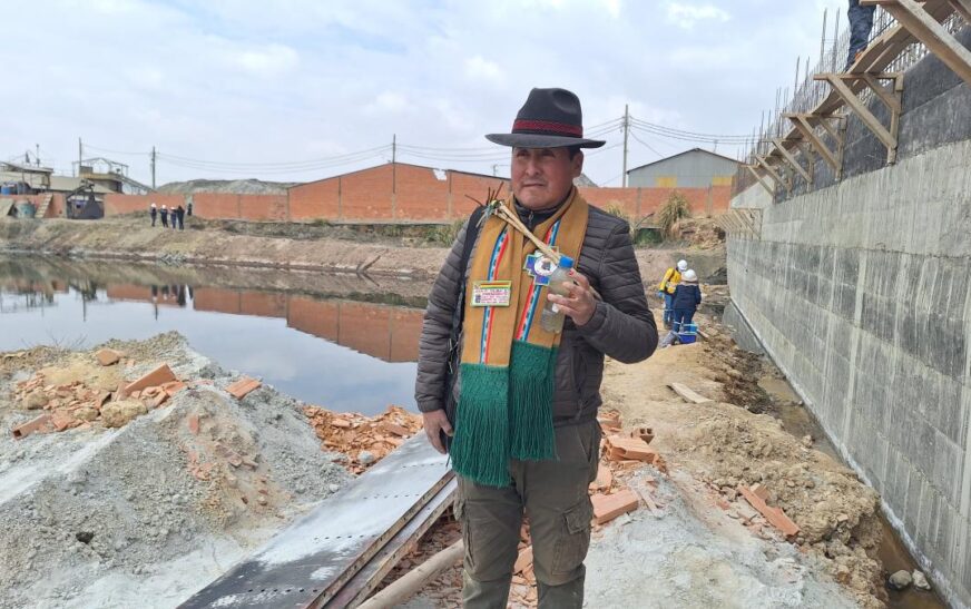 Viacha en alerta cianuro defensores del agua amenazados por minería ilegal
