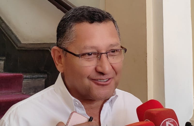 Oscar Montes Respalda Plan de Tuto Critica Populismo e Improvisación