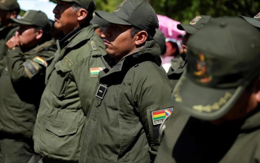 Lara impulsa ascensos a subtenientes en la Policía con examen de competencia