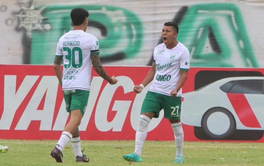 Oriente Petrolero vence a Independiente con gol agónico en vibrante encuentro