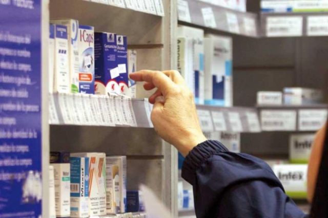 Farmacias en Alerta por Escasez de Medicamentos Cuestionan Silencio de Distribuidoras