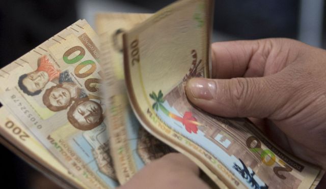 Incremento Salarial Empresas Estatales Genera Debate Público y Críticas al Aumento Fijado