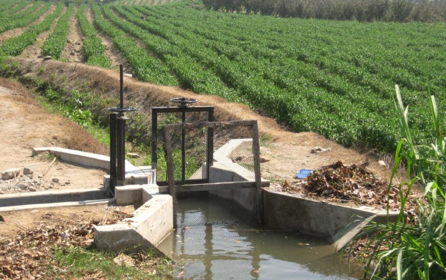 Regantes alertan paralización de obras hídricas tras obtener crédito millonario