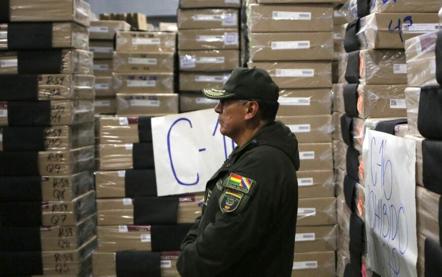 Elecciones Bolivia Tribunal Electoral Asegura Combustible Crítico para Segunda Vuelta Electoral