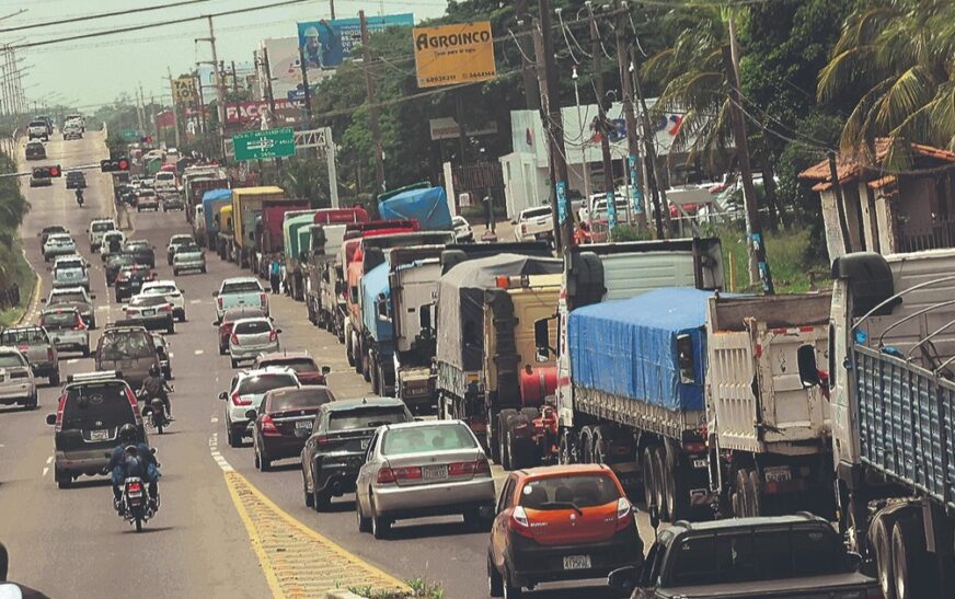 Gobierno y oposición buscan consenso para asegurar gobernabilidad en medio de desafíos políticos