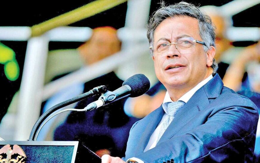 Petro Advierte a Estados Unidos Contra Posibles Ataques en Venezuela No Lo Intenten