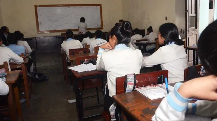 Junta Escolar Padres Familia Exige Mejoras Ley Avelino Siñani Urgente