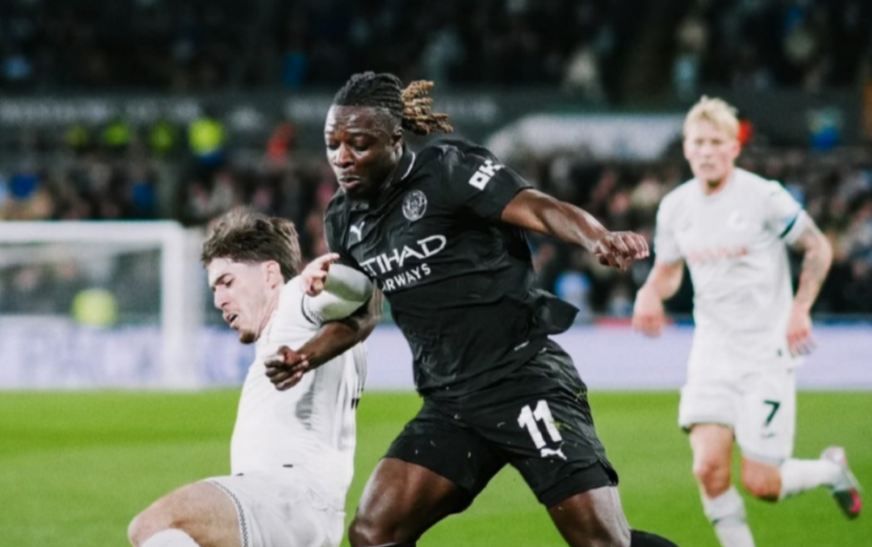 Manchester City remonta al Swansea y avanza a cuartos de final