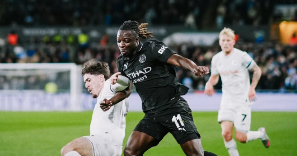 Manchester City remonta al Swansea y avanza a cuartos de final